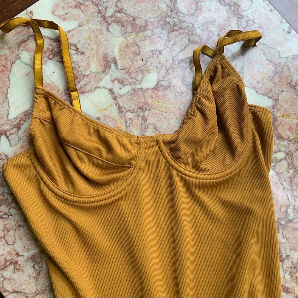 Gold bodysuit (S)